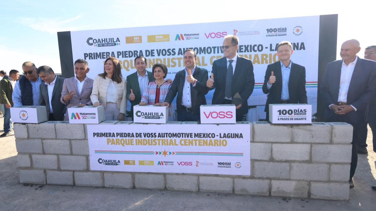 Colocación de la primera piedra de la empresa alemana Voss Automotive en Matamoros, la primera en instalarse en el Parque Industrial Centenario.