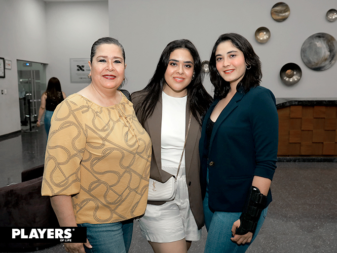 Gabriela Meléndez, Ximena y Beatriz Meléndez.