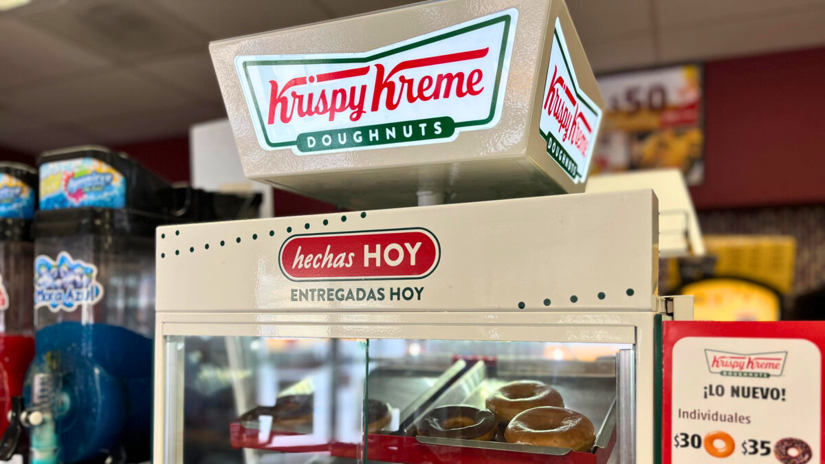 Krispy Kreme llega a las tiendas Oxxo de La Laguna, donde en algunas de ellas ya pueden adquirirse las famosas donas.