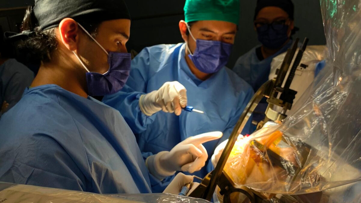Un hito médico en México fue logrado en Hospital Angeles Torreón, con una cirugía mediante estimulación cerebral profunda.