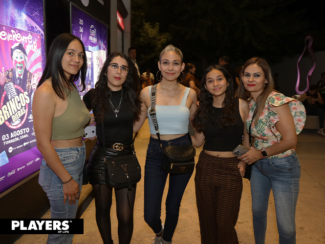 Alejandra Licón, Claudia Morán, Elena Licón, Mía Licón y Karla Licón.