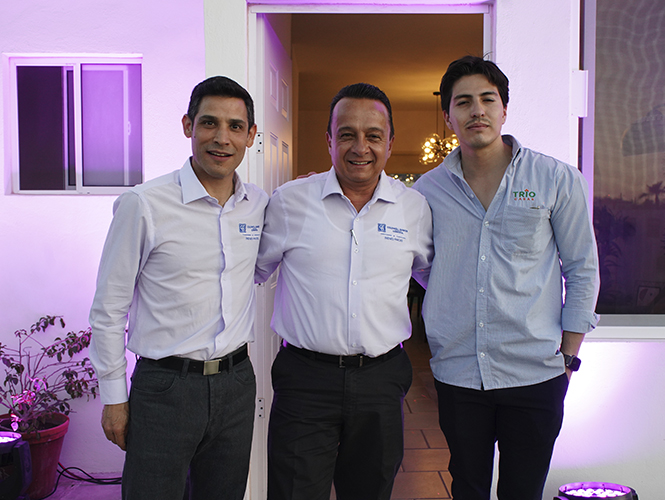 Fernando González, Luis Salas y Édgar Martínez.