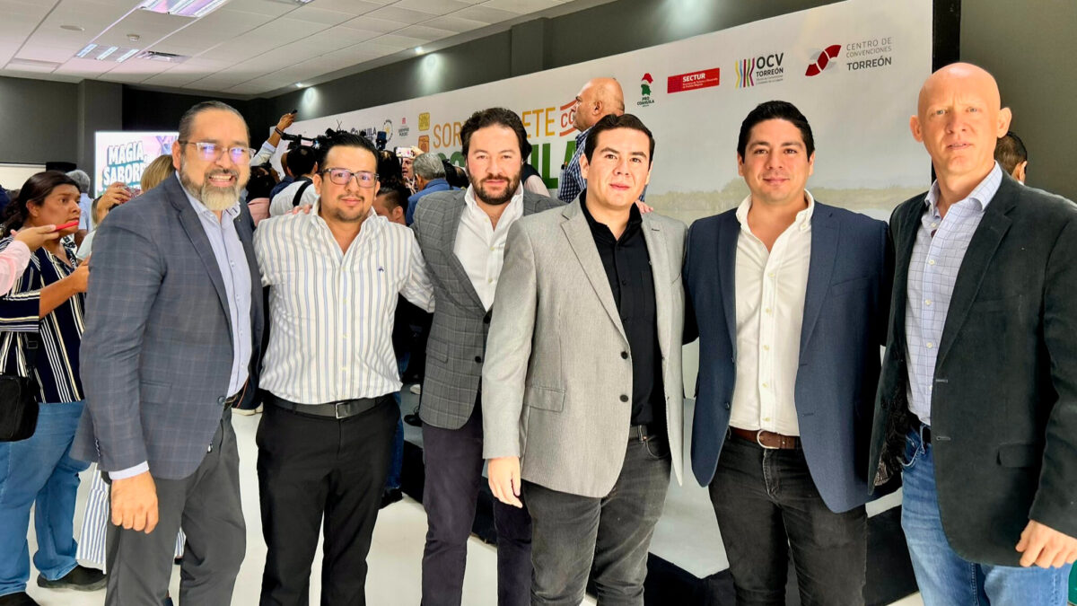 Asistentes a la presentación de Sorpréndete con Coahuila.