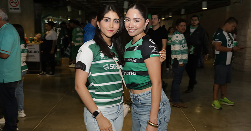 Marcela Murra y Wendy Gonzalez.