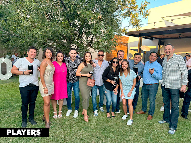 Ramiro García, Lidia Villegas, Fanny San Vicente, Sergio Iván Caldera, Rosa Elizalde, Pablo de la Torre, Miriam Castellanos, Carlos Ortiz, Elena García, Daniel de Alba, David Gallegos y Omar Díaz.