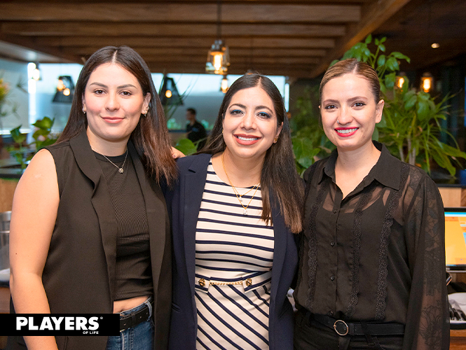 Brenda Oviedo, Claudia López y Julieta Alba.