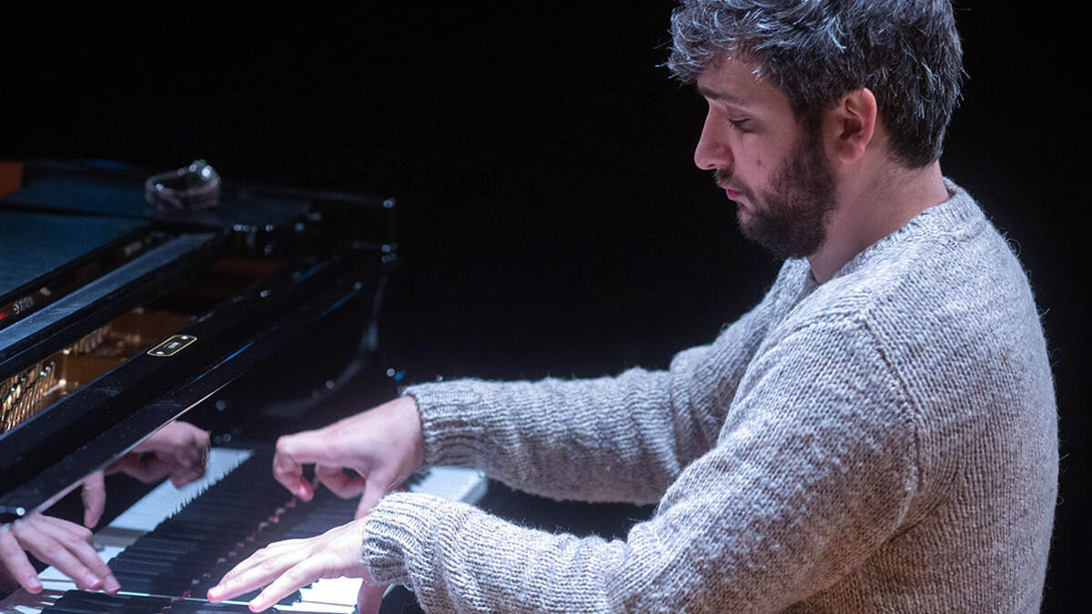 Théo Fouchenneret, de Francia, estará en el Festival Internacional de Piano del Teatro Isauro Martínez.