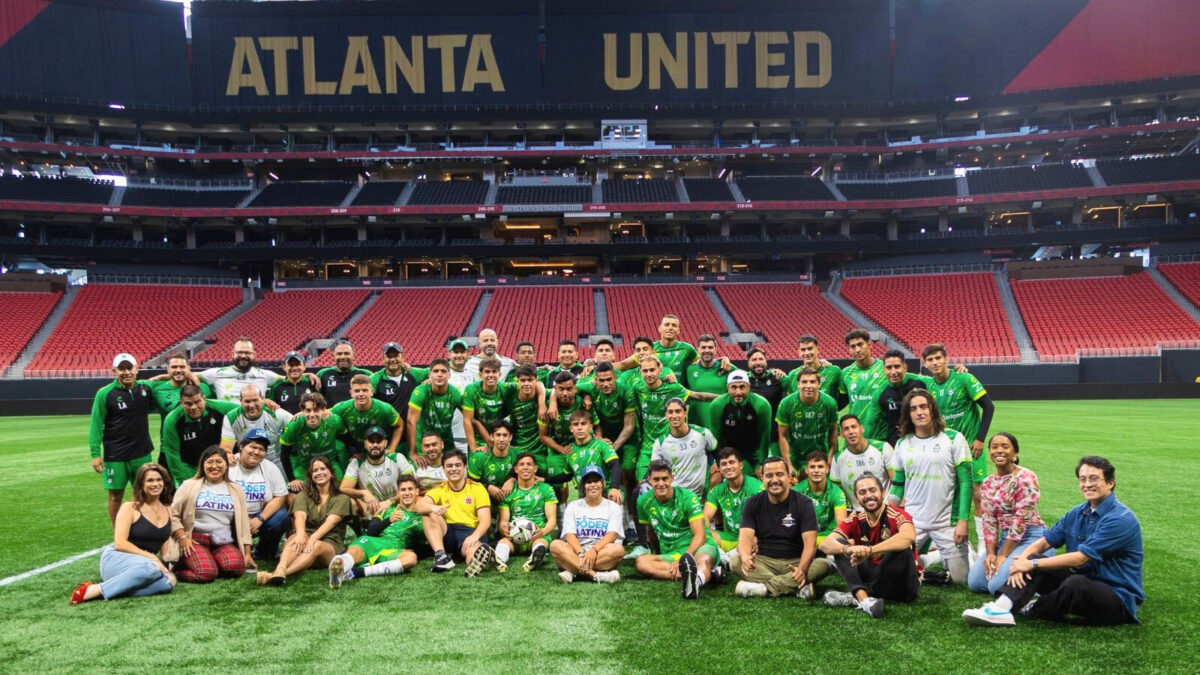 Dentro de Guerreros de Corazón, Club Santos Laguna, Climate Power en Acción y Corazón Latino unieron lazos en Atlanta, Georgia.