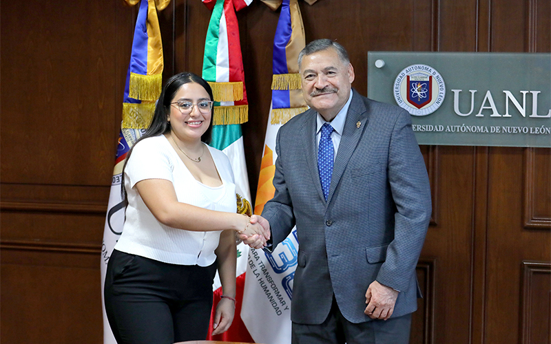 Cinthia Elizabeth Valenzuela y Santos Guzmán López