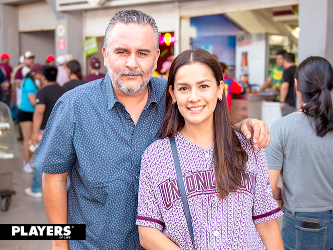 Salma Oviedo y Tacho Llamas.