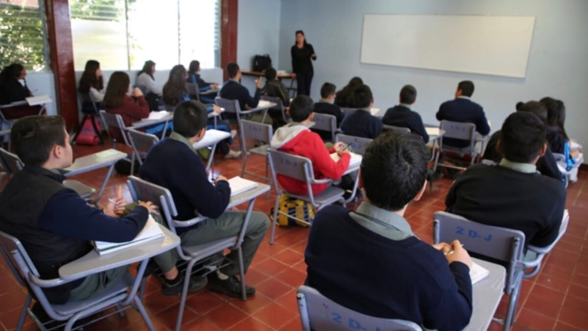 Así puedes deducir impuestos en este regreso a clases 2024, según el SAT