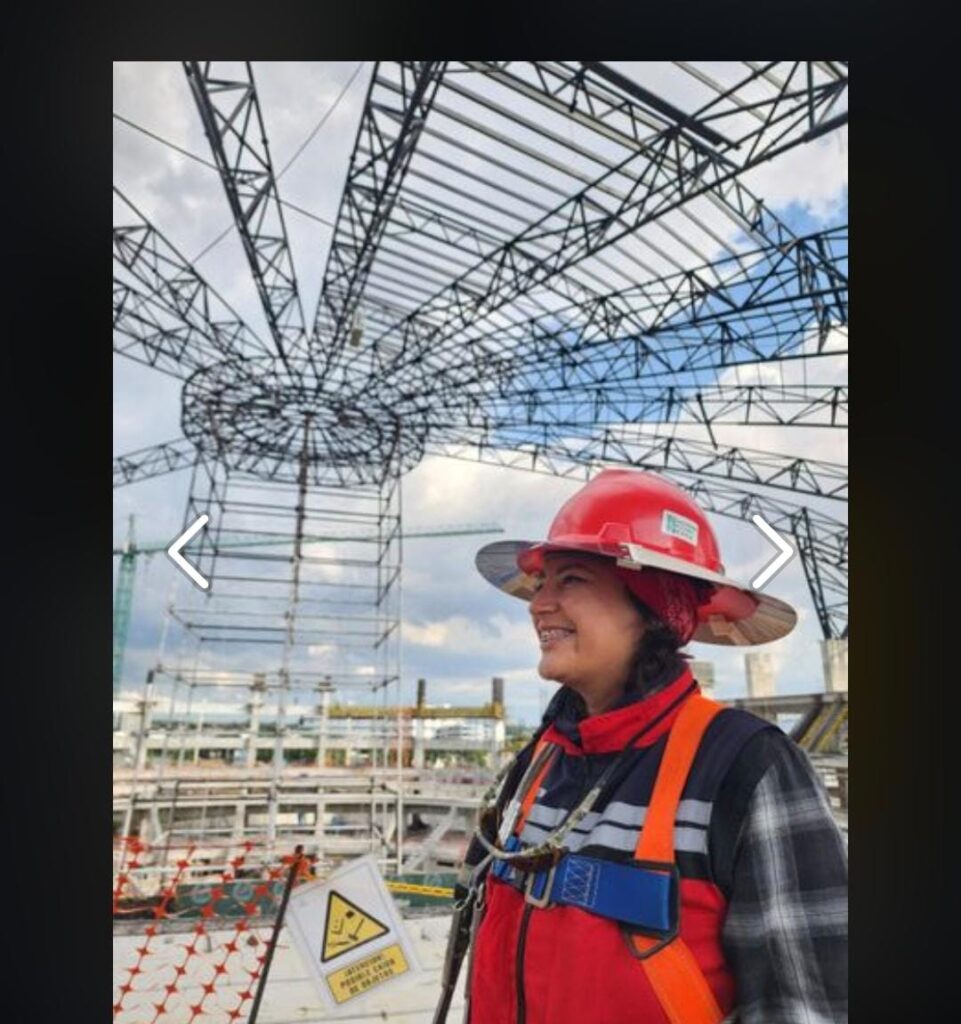 mujeres trabajando en arena guadalajara