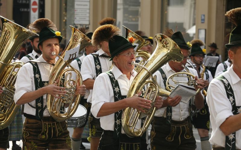 El Oktoberfest tiene origen en Alemania