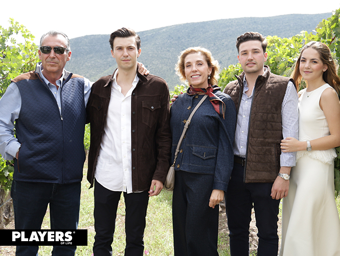 Jorge Mejía, Juan Pablo Mejía Mendel, Malena Mendel, Jorge Mejía Mendel, Marigaby Valdés.