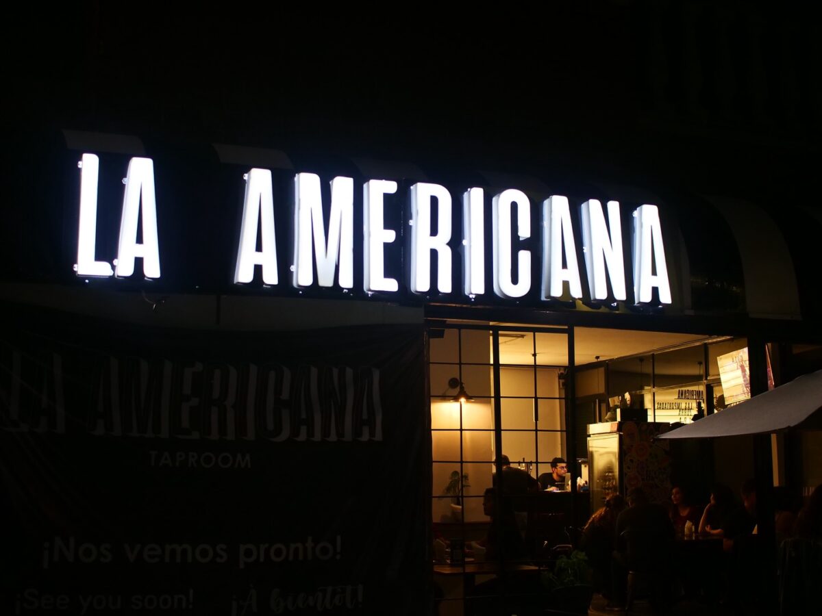 bar restaurante la americana en guadalajara dónde ver la pelea en vivo de Canelo vs berlanga 14 de septiembre