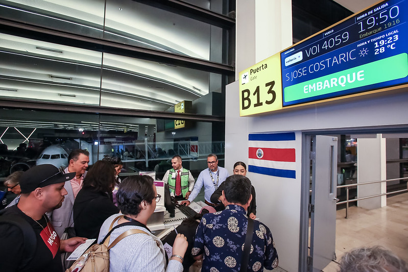 pasajeros del vuelo de Volaris entre Guadalajara y San José 