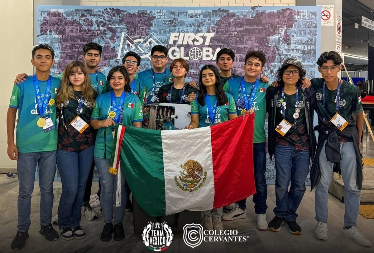 Equipo Cerbotics de Torreón gana medalla de oro en mundial de robótica