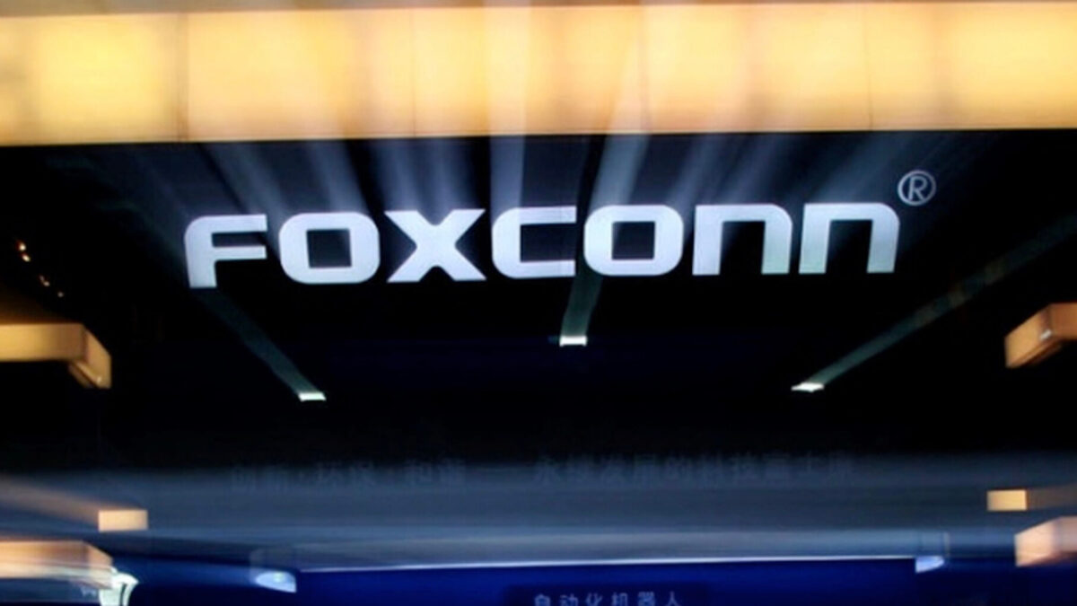 Foxconn, mayor ensamblador del iPhone de Apple, construye planta en México