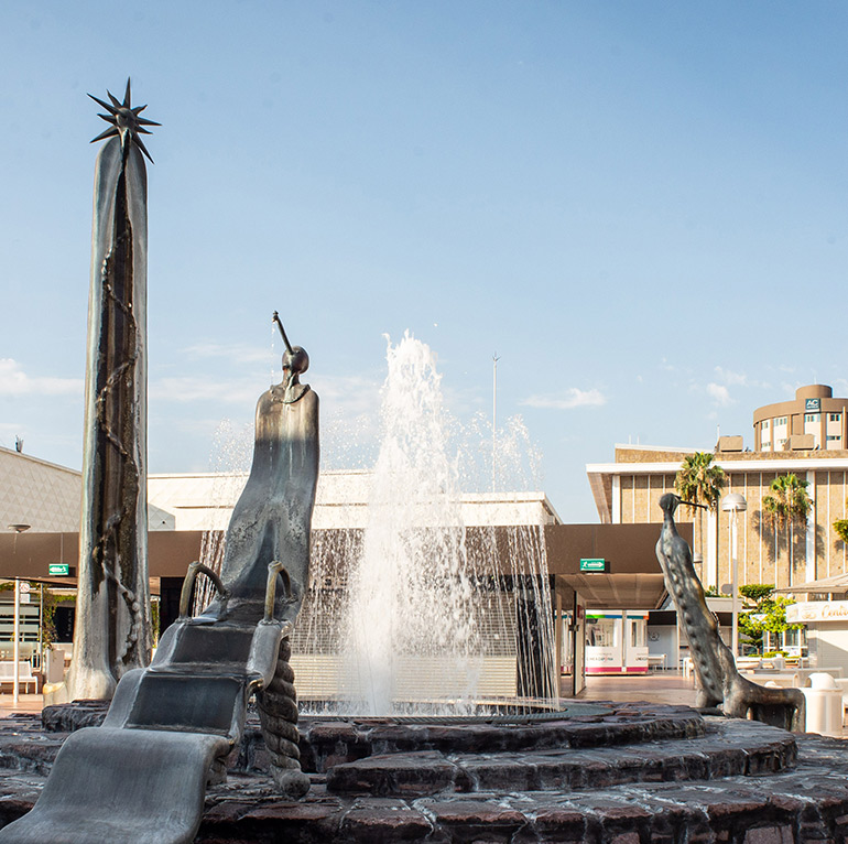 Quiénes fundaron Plaza del Sol empresarios de Guadalajara