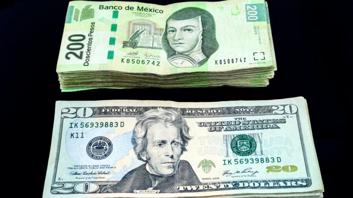 Este jueves 21 de noviembre del 2024, el precio del dólar cerró operaciones en 20.4401 pesos mexicanos