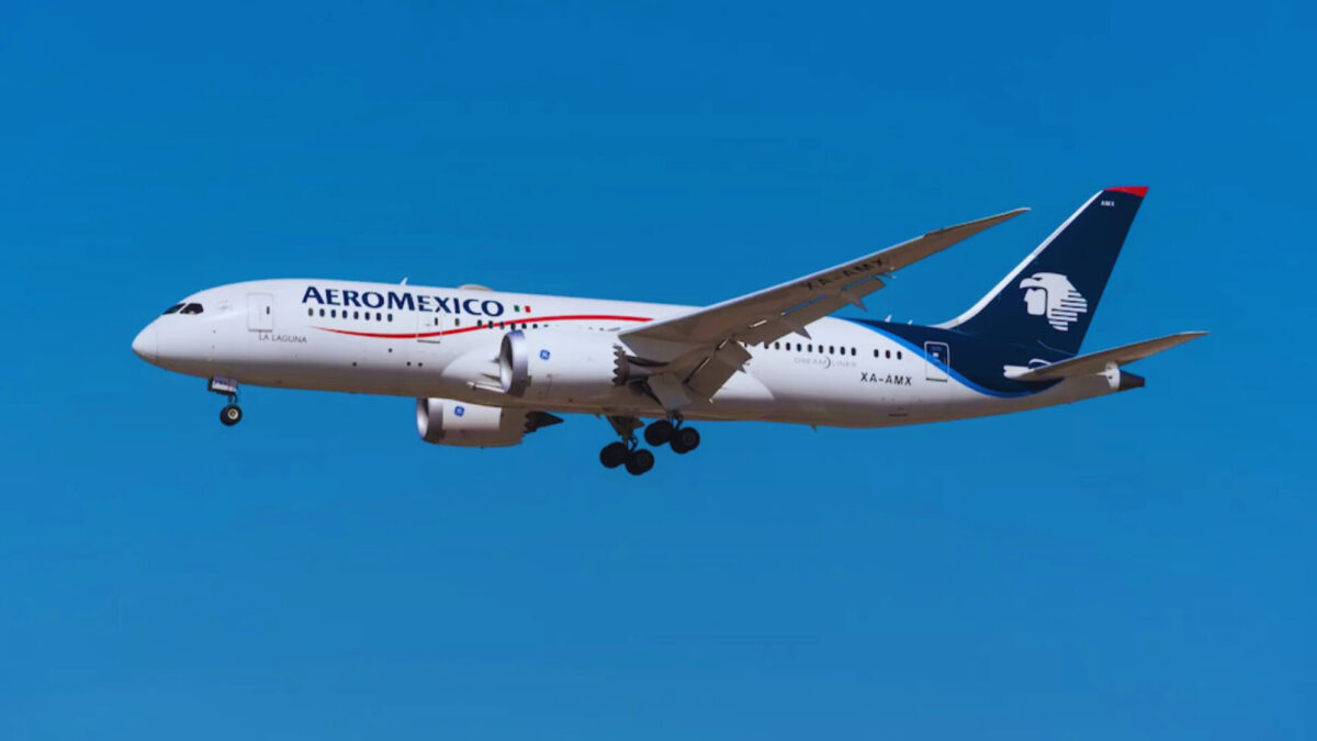 Aeroméxico: La aerolínea más puntual del mundo en 2024