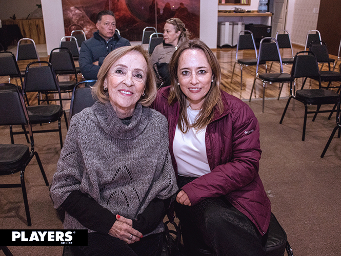 Lourdes Oyarzabal y Marzela Rodríguez 