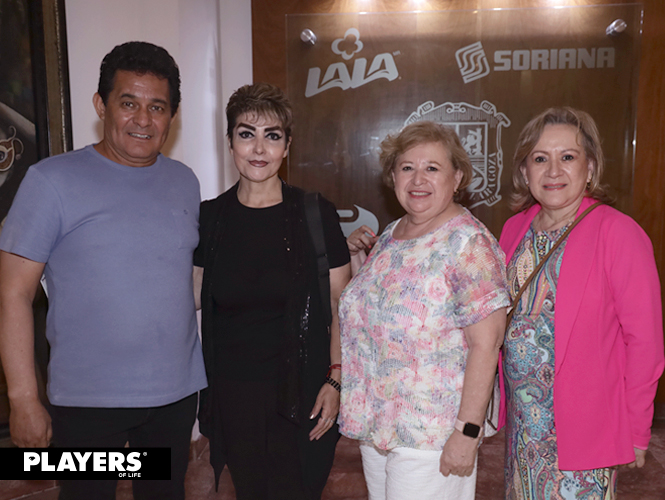 Francisco Palacios, Nancy Pámanes, Hilda González y Laura González.