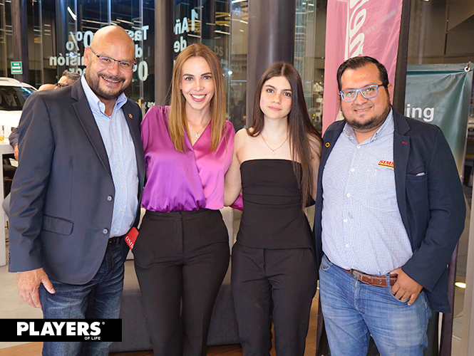Javier Aguinaga, Olga Martínez, Mariana Varela y Antonio Ibarra.