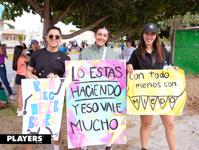 Luis Campos, Dafne y Daniela Kort.