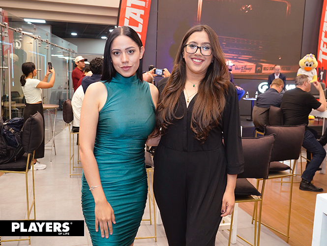 Mariana González y Aren Cobián.