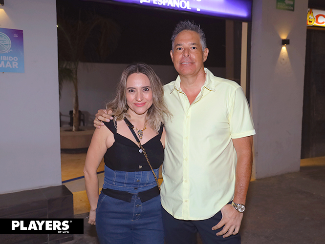 Alicia Martínez y Emilio Flores.