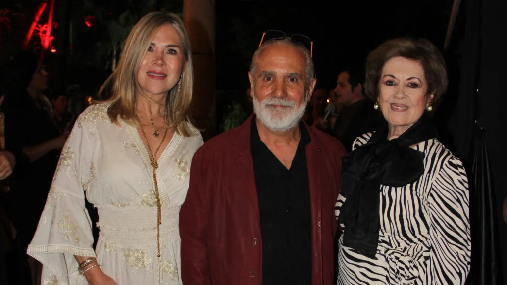 Toty Ávila, Juan Vicente Urbieta y Cristy Ojeda.
