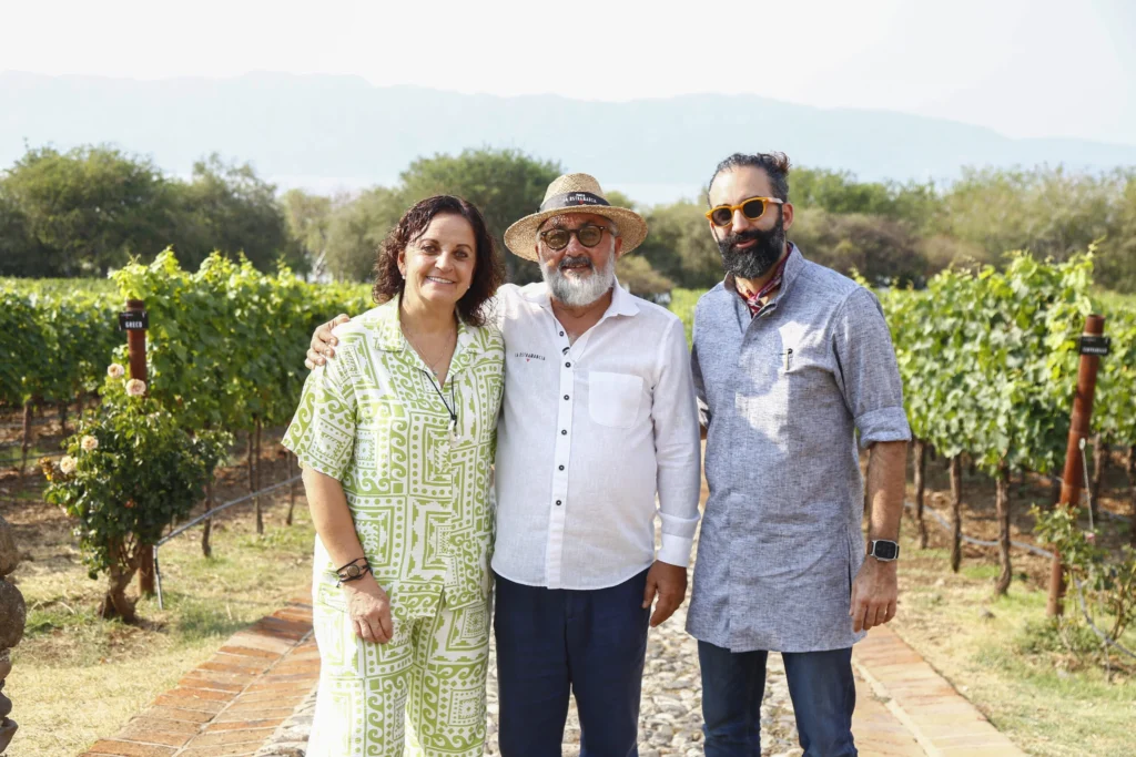 Gerardo Torres, Iván Torres, Ana María Menchaca
