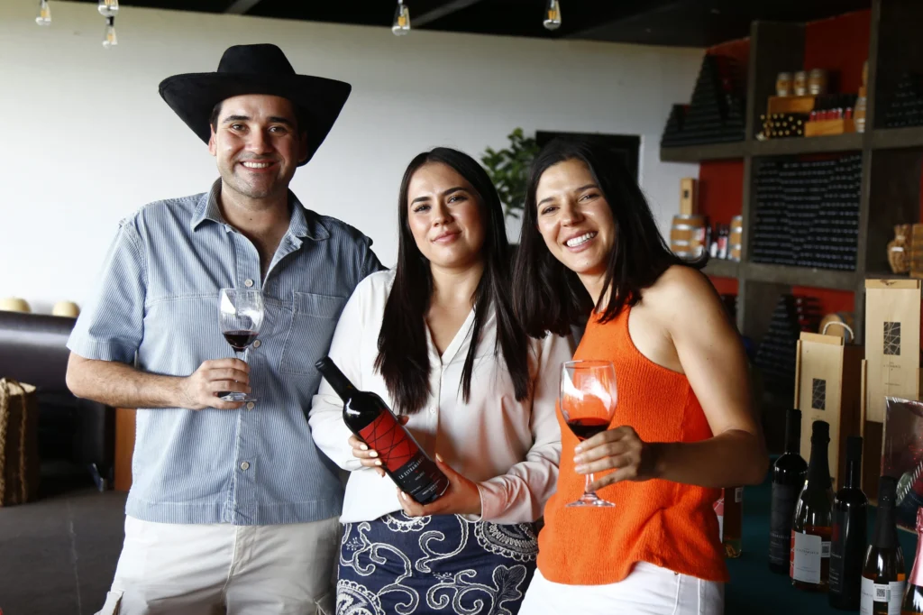 Sam Cepeda, Majo Mercado y Alejandra Moreno