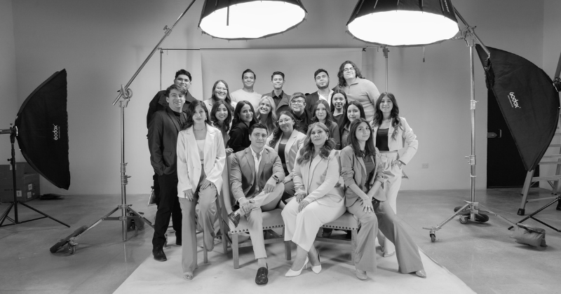 Hoy, Clixs es una agencia 5.0 que opera con seis células creativas, más de 40 marcas en cartera —de México a Suecia— y dashboards en tiempo real como columna vertebral de cada campaña.