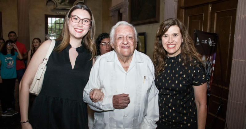 La Compañía de Ópera de Saltillo, junto con la Filarmónica del Desierto, presentó "El Elixir de Amor" en el Teatro Fernando Soler
