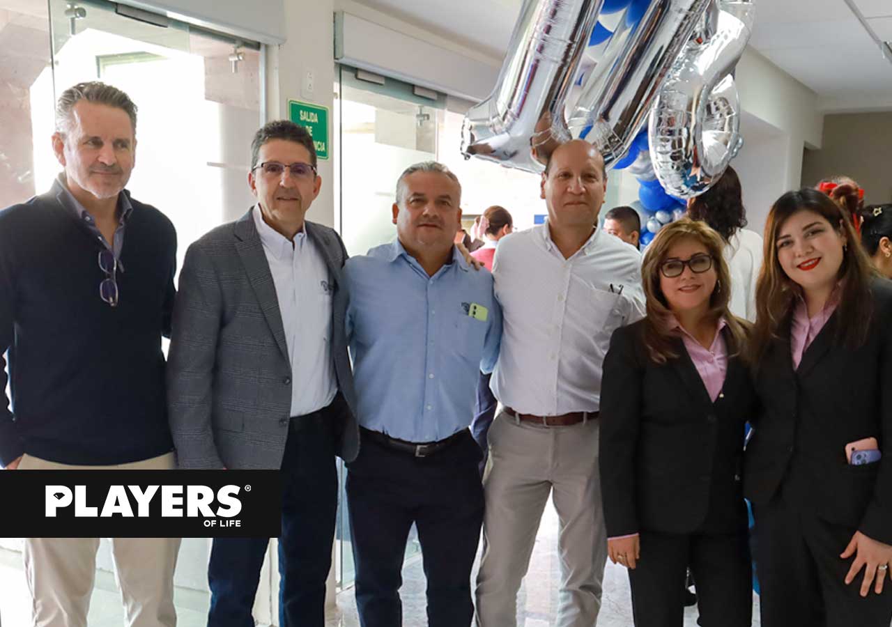 Fernando Alonso, Arsenio González, Luis Montoya, Armando Ávila, Martha Chavarría y Frida Roque.