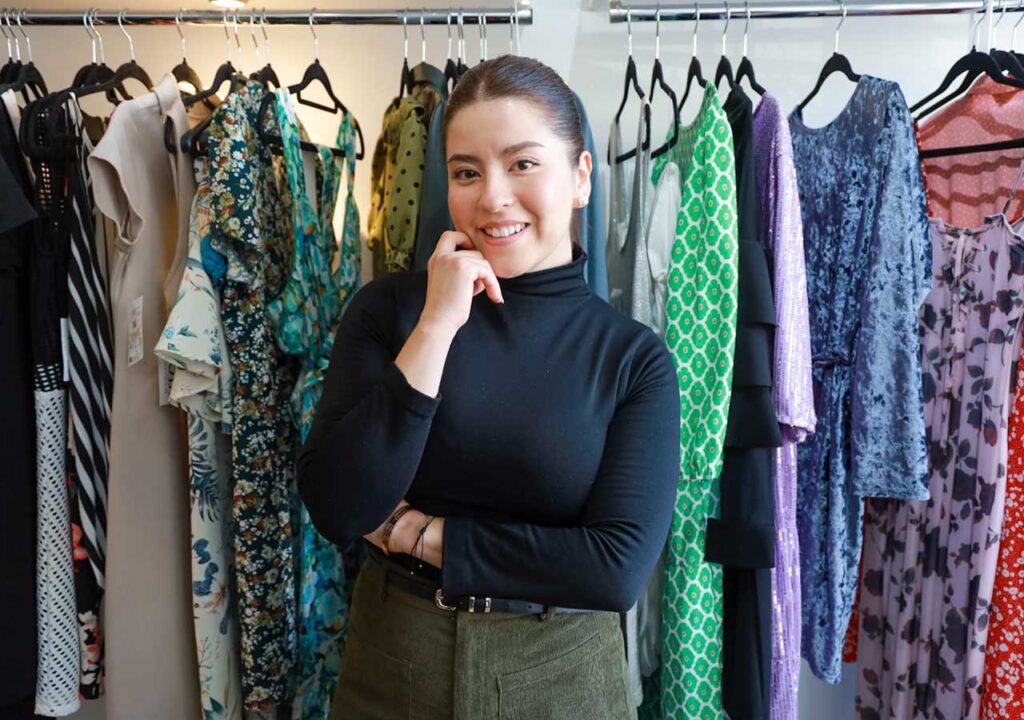 Emy elimina el tabú de comprar ropa de segunda mano