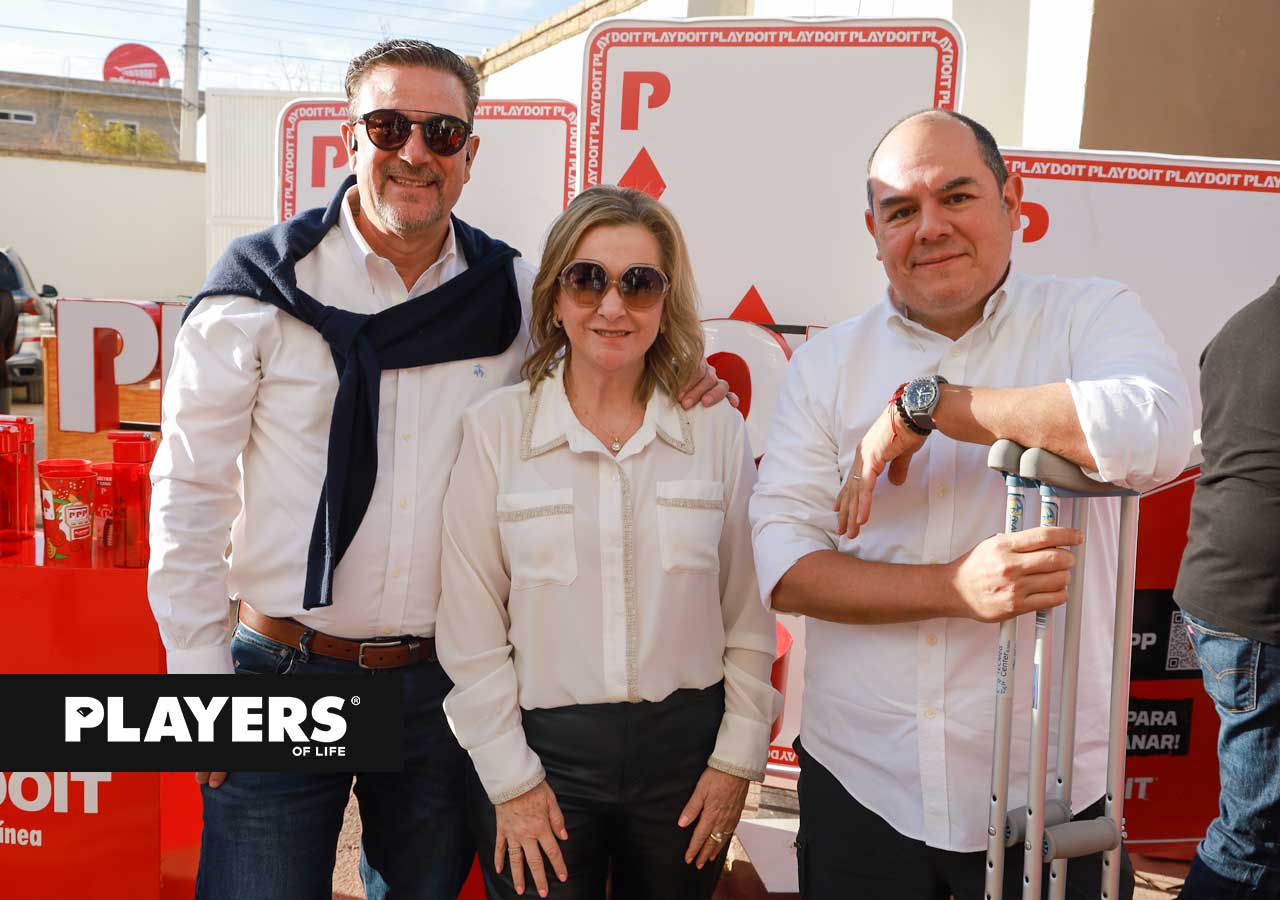 Julio Pérez, Magaly Gilio y Agustín Hernández.