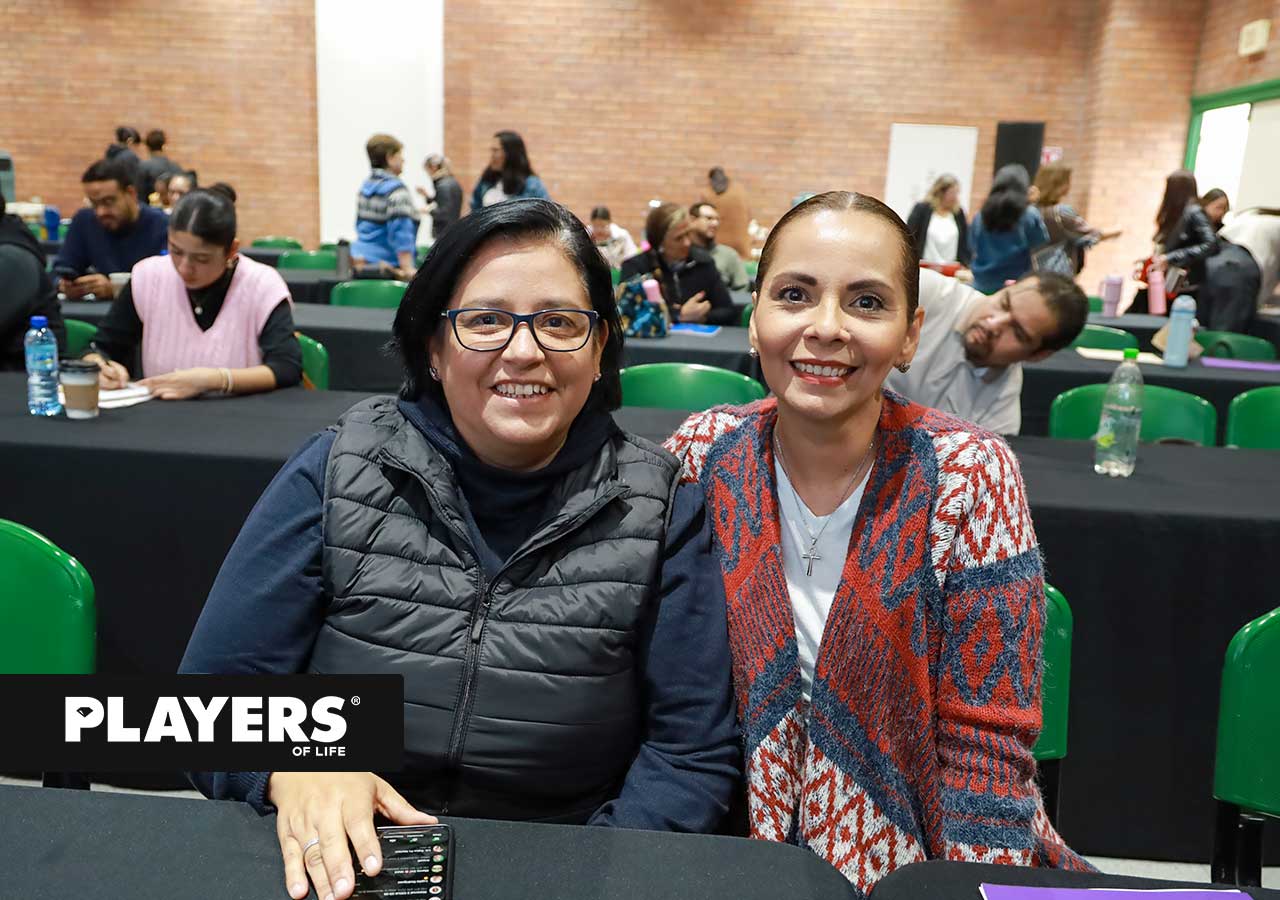 Elizabeth García Flores y Lupita Rodríguez Quintero.