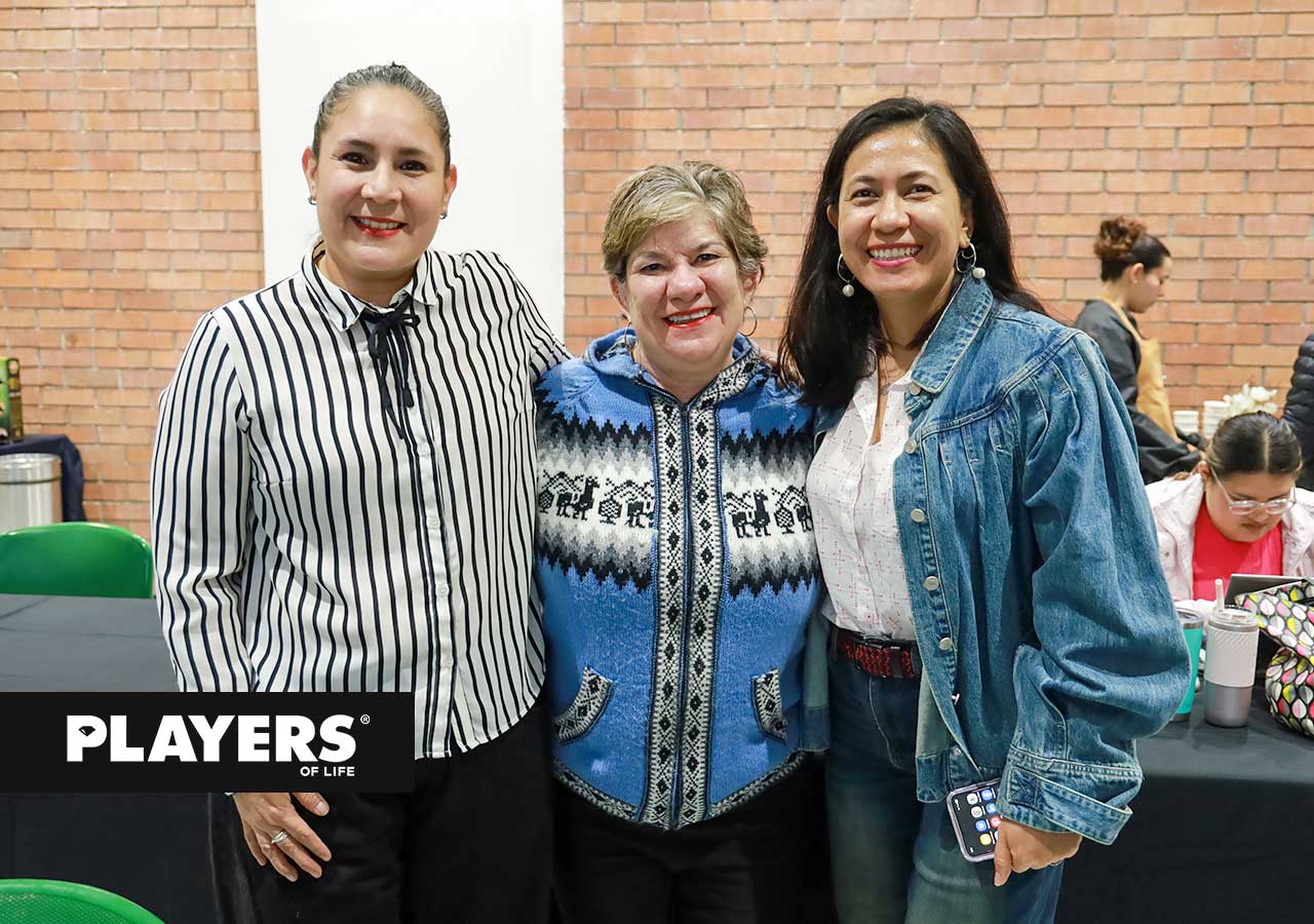 Liliana Bastida, Beatriz Valenzuela y Macrina Ontiveros.