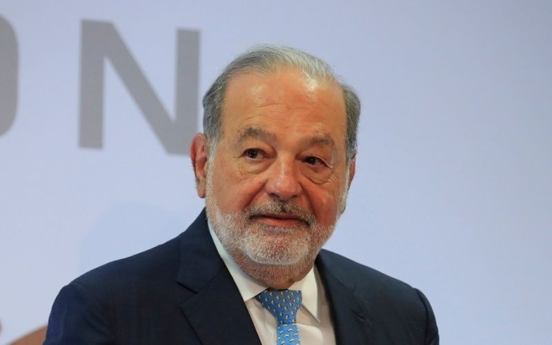 Carlos Slim es considerado el hombre más rico de México por la revista Forbes